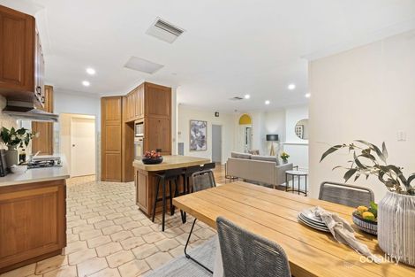Property photo of 9 Amherst Avenue Trinity Gardens SA 5068