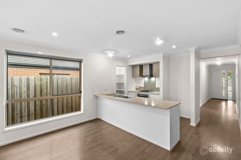 18 Chucklecreek Lane, Armstrong Creek, VIC 3217