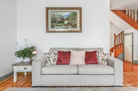 Property photo of 35 Rossiter Avenue Roxburgh Park VIC 3064