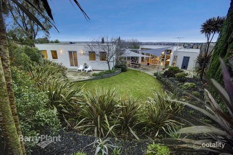 Property photo of 4 Hillcrest Court Highton VIC 3216
