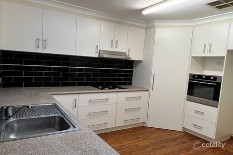 Property photo of 21 Willow Street Kooringal NSW 2650