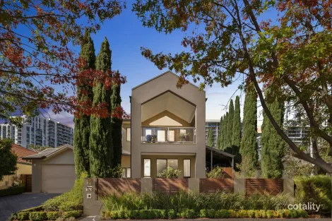 Property photo of 12 Wunderlich Street Gungahlin ACT 2912