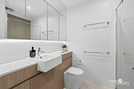Property photo of 9/33 Birdwood Street Coorparoo QLD 4151