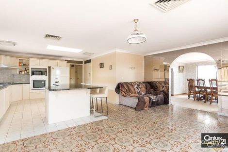 Property photo of 38 Valencia Crescent Toongabbie NSW 2146
