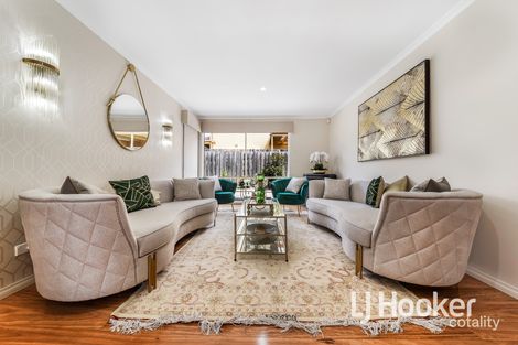 Property photo of 9 Ardenne Court Narre Warren South VIC 3805