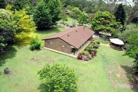 302 Connection Rd, Mooloolah Valley, QLD 4553