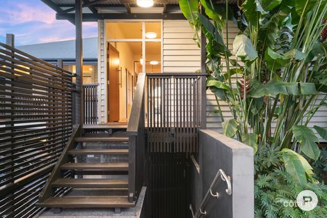 Property photo of 82 Wynnum Road Norman Park QLD 4170