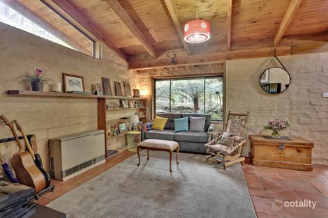 Property photo of 10 View Hill Road Cockatoo VIC 3781
