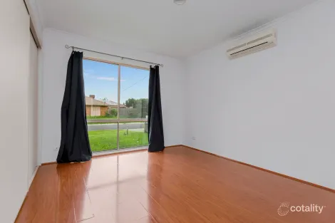 Property photo of 6 Stilt Court Werribee VIC 3030