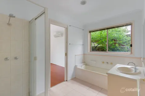 Property photo of 6 Stilt Court Werribee VIC 3030