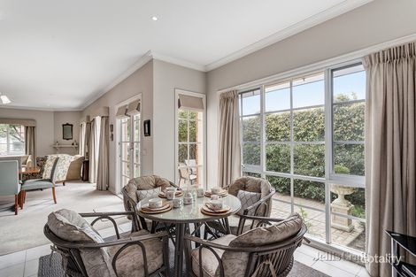 Property photo of 4 Harriett Crescent Mont Albert VIC 3127