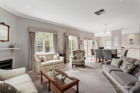Property photo of 4 Harriett Crescent Mont Albert VIC 3127