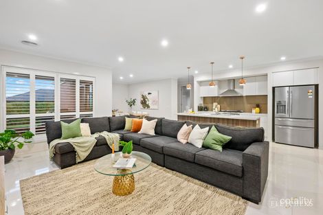 Property photo of 6 Baddeley Circuit Croydon VIC 3136