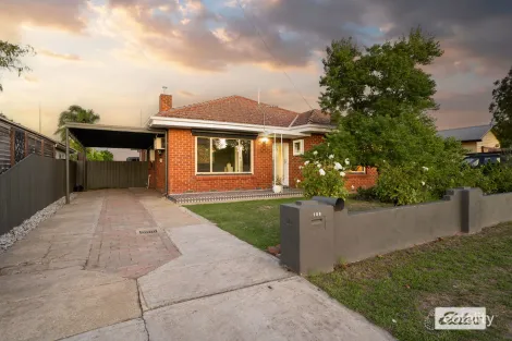 Property photo of 106 Tarakan Street Wodonga VIC 3690