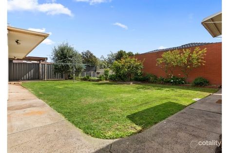 Property photo of 3 Lois Street St Albans VIC 3021