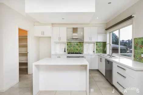 20 Bluebell Ct, Sunshine North, VIC 3020