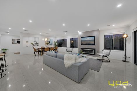 Property photo of 15 Honeybark Crescent Lyndhurst VIC 3975