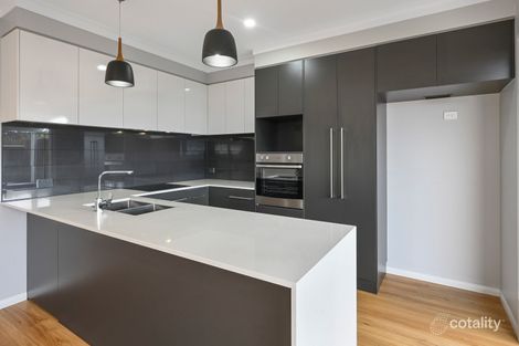 Property photo of 4/29 Hoey Street Kearneys Spring QLD 4350