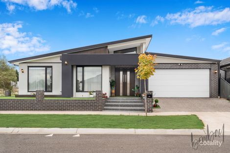 40 Maximova Ave, Kalkallo, VIC 3064