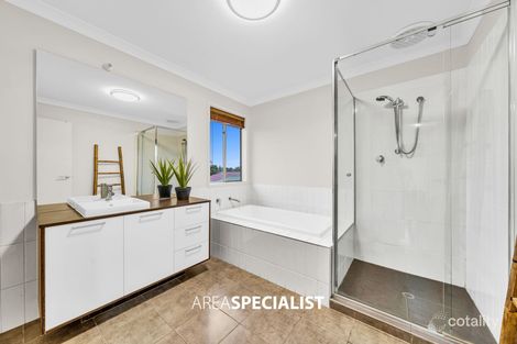 Property photo of 8 Acorn Court Narre Warren South VIC 3805