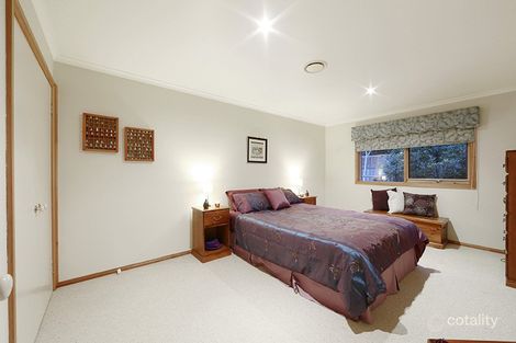 Property photo of 13 Manhatten Terrace Rowville VIC 3178