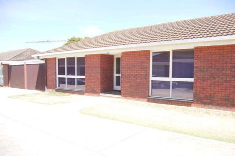 2/29-31 Boundary Rd, Newcomb, VIC 3219