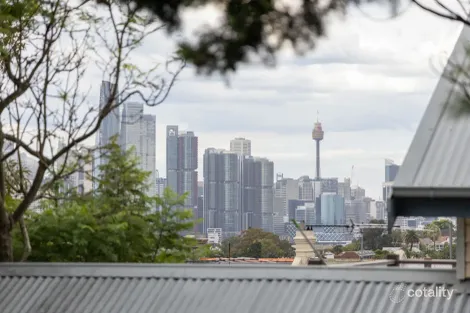 Property photo of 12 Spring Street Birchgrove NSW 2041