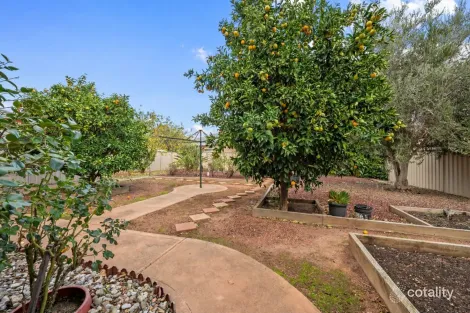 Property photo of 31 Christina Crescent Kurunjang VIC 3337