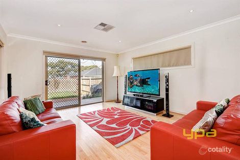 Property photo of 2/5 Haywood Grove Melton West VIC 3337
