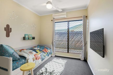 Property photo of 16 Grevillea Drive Glenella QLD 4740
