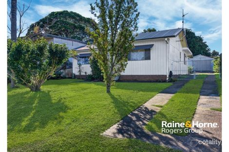 51 Lauren Ave, Lake Munmorah, NSW 2259