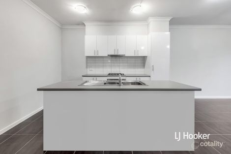 Property photo of 10/84 Albert Drive Melton South VIC 3338