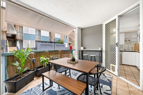 Property photo of 2/21-23 Quinton Street Kangaroo Point QLD 4169