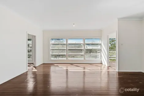 Property photo of 30 Golf Links Road Rocklea QLD 4106