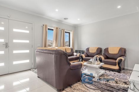 Property photo of 45 Oaky Crescent Cobblebank VIC 3338
