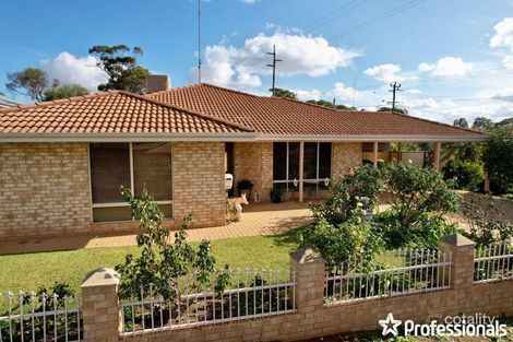 Property photo of 2 Killick Street Northam WA 6401