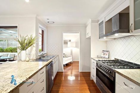 Property photo of 16 Lakeside Crescent Croydon Hills VIC 3136