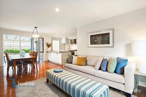 Property photo of 16 Lakeside Crescent Croydon Hills VIC 3136