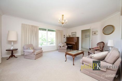 Property photo of 6 Jess Place Hughes ACT 2605