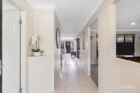 Property photo of 27C Clivia Crescent Daisy Hill QLD 4127