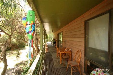 Property photo of 23 Pine Avenue Cowes VIC 3922