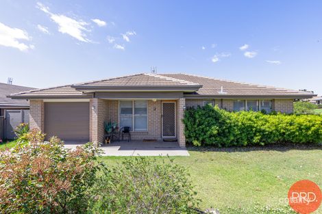 Property photo of 2 Olearia Way Aberglasslyn NSW 2320