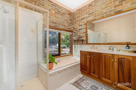 Property photo of 8 Michael Court Berwick VIC 3806