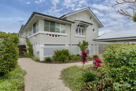Property photo of 32-32A Bentinck Street Sherwood QLD 4075