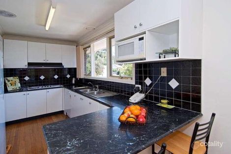 Property photo of 24 Elonera Avenue Yallambie VIC 3085