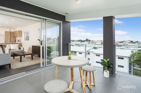 Property photo of 2/15 Besham Parade Wynnum QLD 4178