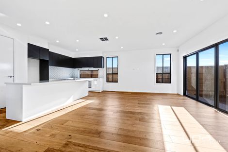 Property photo of 25 Ginkgo Street Fraser Rise VIC 3336