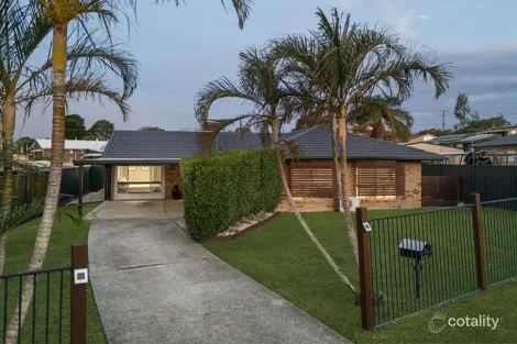 3 Wallace St, Flinders View, QLD 4305