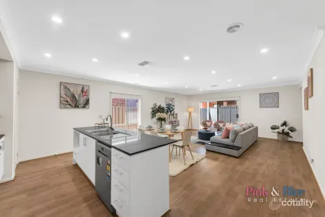 Property photo of 19 Bellview Drive Rockbank VIC 3335