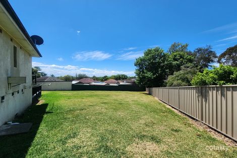 Property photo of 16 Olive Crescent Peakhurst NSW 2210